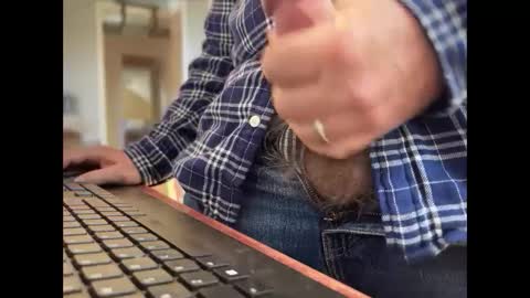 Snapshot of catmandoo21001 chatting on February 14, 4:31 pm catmandoo21001 online show from February 14, 4:31 pm