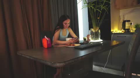 Snapshot of catolinanight chatting on November 14, 6:34 am catolinanight online show from November 14, 6:34 am