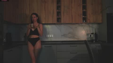 Snapshot of catolinanight chatting on November 26, 6:58 am catolinanight online show from November 26, 6:58 am