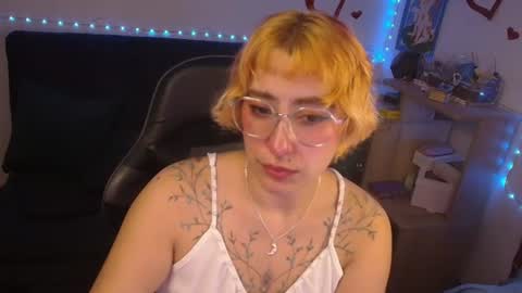 im MIA  -Independent Model  MY OF is catsito3 online show from June 13, 5:49 am