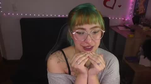 im MIA  -Independent Model  MY OF is catsito3 online show from July 10, 1:21 am
