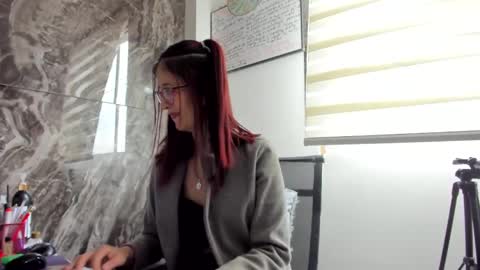 Snapshot of catt_evans1 chatting on February 24, 5:31 pm CATT EVANS online show from February 24, 5:31 pm