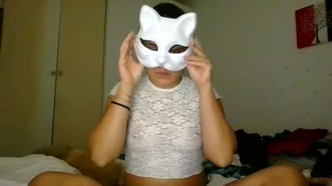 Snapshot of catwomanxoxo_ chatting on October 25, 11:21 pm CatWomanXoXo online show from October 25, 11:21 pm