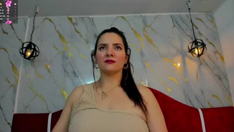 Snapshot of caty_sex4u chatting on May 29, 10:13 am caty online show from May 29, 10:13 am