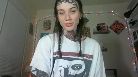 Snapshot of caulkgobbler chatting on October 27, 3:10 am alaska online show from October 27, 3:10 am