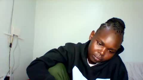 Mecy online show from December 2, 8:00 pm