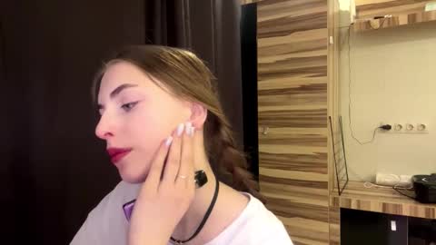 Polly online show from March 13, 6:20 am