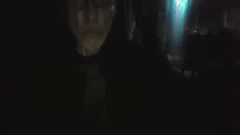 Snapshot of cbtmancan chatting on November 15, 9:28 am cbtmancan online show from November 15, 9:28 am