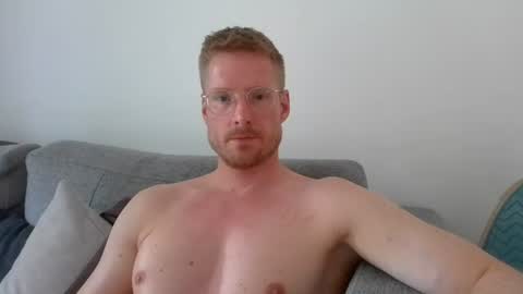 Snapshot of ccloser87 chatting on June 17, 5:47 pm ccloser87 online show from June 17, 5:47 pm