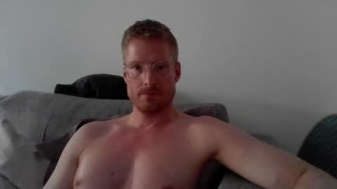 Snapshot of ccloser87 chatting on June 23, 6:39 pm ccloser87 online show from June 23, 6:39 pm