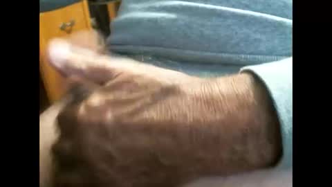 Snapshot of cczt154 chatting on October 28, 9:17 pm CCzt154 online show from October 28, 9:17 pm