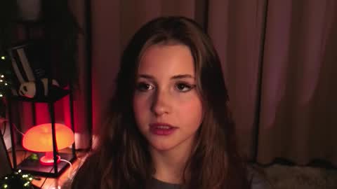 Lina  online show from January 6, 7:28 pm