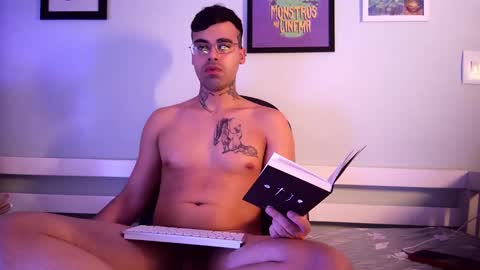 Celes online show from November 2, 8:33 pm