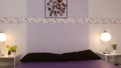 Celesste  online show from February 14, 11:40 am