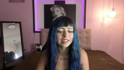 Snapshot of celeste_fioree chatting on May 16, 4:50 pm celeste_fioree online show from May 16, 4:50 pm