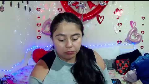 Snapshot of celeste_hotres chatting on July 7, 11:20 pm celeste_hotres online show from July 7, 11:20 pm