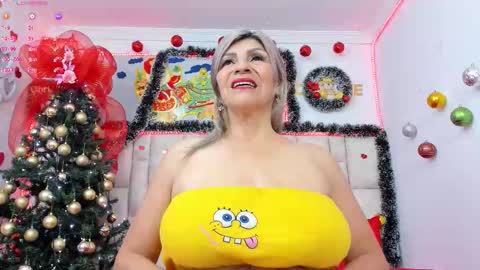 Celeste Lincon online show from December 3, 1:02 am