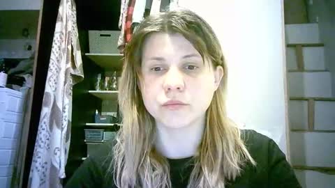 celeste_naughty_ online show from March 14, 10:21 am