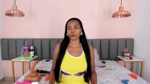 celeste_smmith_ online show from February 7, 3:23 am