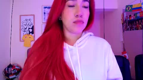 Snapshot of celestee15_ chatting on June 25, 11:15 am Celeste online show from June 25, 11:15 am