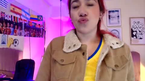 Snapshot of celestee15_ chatting on July 7, 11:25 am Celeste online show from July 7, 11:25 am