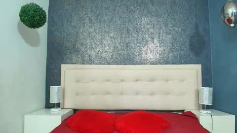 Snapshot of celestial_queen_ chatting on November 29, 12:52 pm Celestial online show from November 29, 12:52 pm