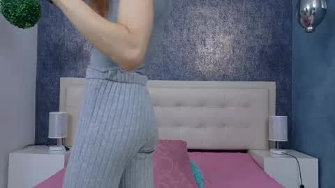 Snapshot of celestial_queen_ chatting on June 3, 1:03 pm Celestial online show from June 3, 1:03 pm