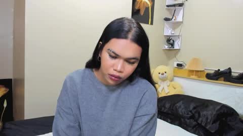 celestinaxisabella online show from May 1, 4:55 pm