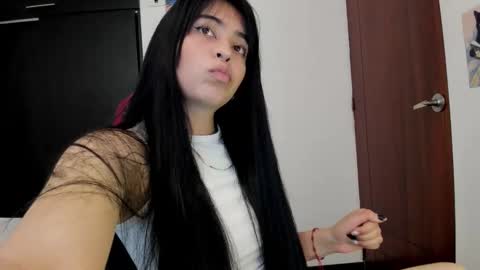 Snapshot of celestinepurple chatting on September 26, 5:39 pm Celestineeeeee online show from September 26, 5:39 pm