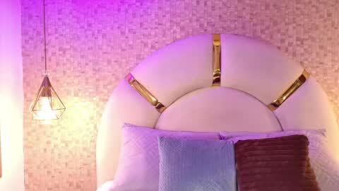 Snapshot of celestte_sm chatting on May 10, 7:08 pm celestte_sm online show from May 10, 7:08 pm