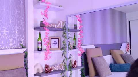 Snapshot of celine_lee chatting on October 9, 6:39 pm Celine online show from October 9, 6:39 pm