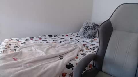 Celine Costas online show from November 16, 5:07 pm