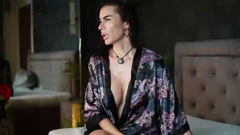Snapshot of celineheaven chatting on July 28, 8:52 pm Celine online show from July 28, 8:52 pm
