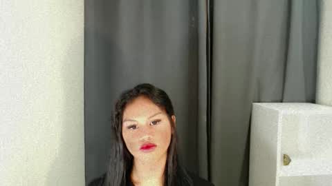 Snapshot of cellin_fuckdoll chatting on May 25, 11:55 pm cellin online show from May 25, 11:55 pm