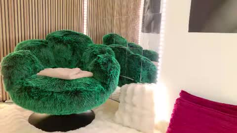 Snapshot of celya_chanel chatting on June 19, 5:12 am CELIA online show from June 19, 5:12 am