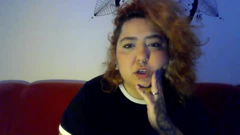 Snapshot of cenourinhalesbica chatting on June 16, 8:00 pm Carrot online show from June 16, 8:00 pm