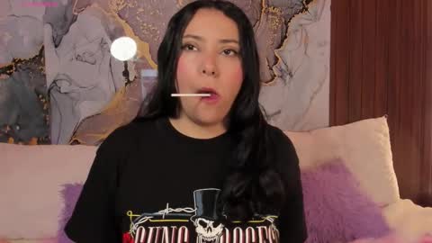 Hello guys my name is Sofi and Lizzie and  Vanessa online show from February 23, 8:39 pm