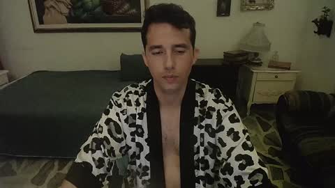 Snapshot of centurionjohnny chatting on December 7, 7:27 am centurionjohnny online show from December 7, 7:27 am