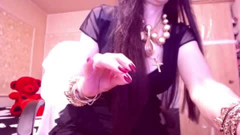 Cerise online show from June 21, 12:46 am