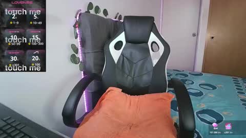 Cerso online show from October 12, 1:21 pm