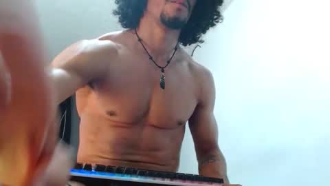 cesar_master_ online show from November 4, 3:49 am