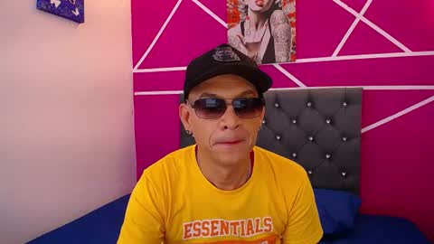 Snapshot of cesirry chatting on July 21, 12:40 pm Cesirry online show from July 21, 12:40 pm
