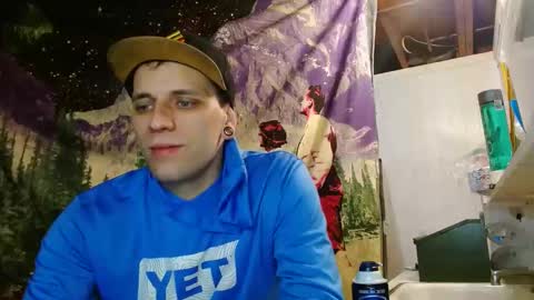 Snapshot of cguffey2284 chatting on January 19, 9:11 am cguffey2284 online show from January 19, 9:11 am