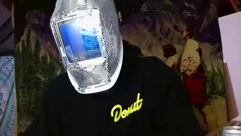 Snapshot of cguffey2284 chatting on January 22, 3:20 am cguffey2284 online show from January 22, 3:20 am