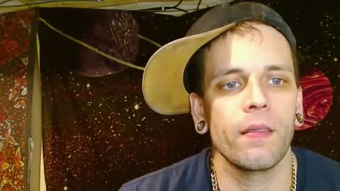 Snapshot of cguffey2284 chatting on January 28, 10:01 pm cguffey2284 online show from January 28, 10:01 pm