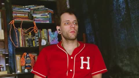 Snapshot of cguffey2284 chatting on February 19, 9:36 pm cguffey2284 online show from February 19, 9:36 pm