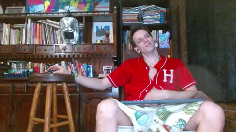 Snapshot of cguffey2284 chatting on February 21, 5:46 am cguffey2284 online show from February 21, 5:46 am