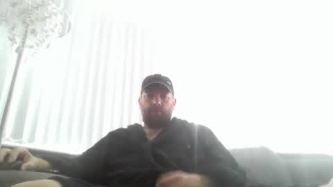 ch33ky85 online show from March 18, 8:50 am