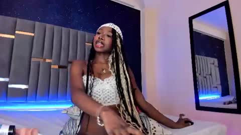 Snapshot of chaannelqueen chatting on August 7, 4:14 am Channel online show from August 7, 4:14 am
