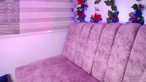 Snapshot of chaarlotte_1 chatting on January 11, 11:24 pm charlotte online show from January 11, 11:24 pm